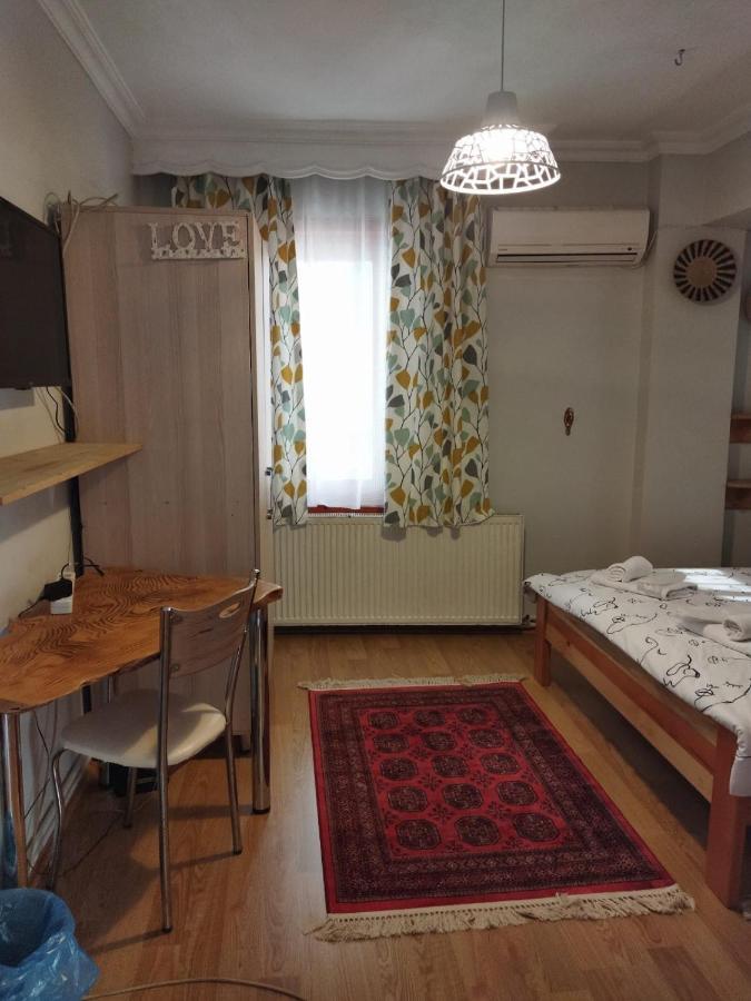 Nelly Guesthouse Стамбул Экстерьер фото