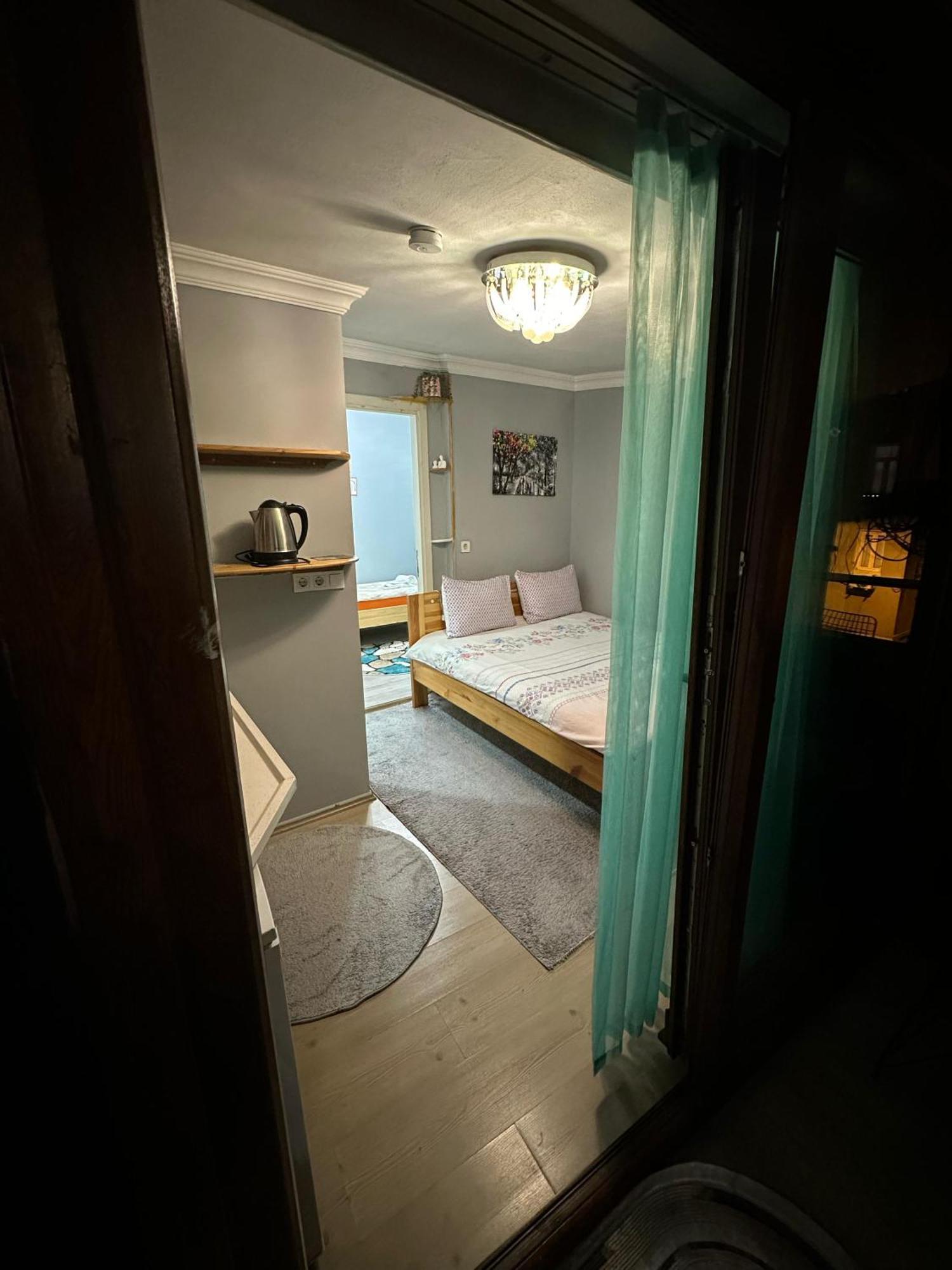 Nelly Guesthouse Стамбул Экстерьер фото